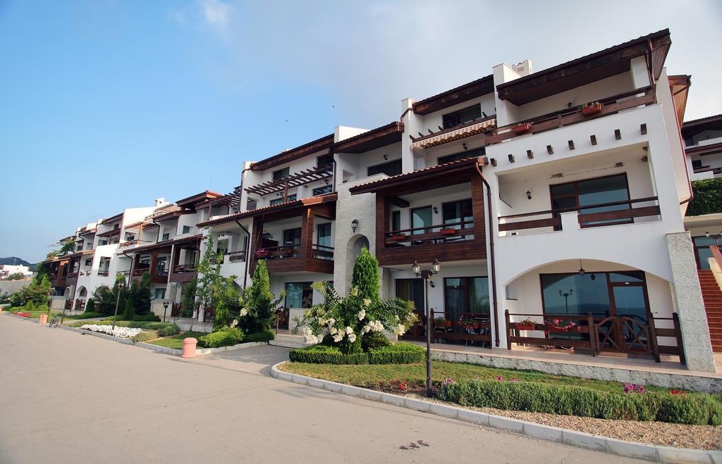White Coast Beach Apartments Kavarna Exterior foto